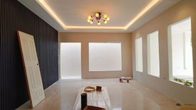 6 Bedroom House for sale in Pinagbuhatan, Metro Manila