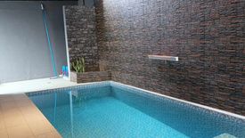 5 Bedroom House for sale in Pinagbuhatan, Metro Manila