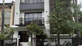 7 Bedroom House for sale in Pinagbuhatan, Metro Manila