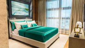 4 Bedroom Condo for sale in Eluria, San Lorenzo, Metro Manila