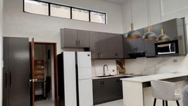 Townhouse for rent in Santa Lucia, Metro Manila