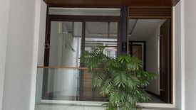 4 Bedroom Townhouse for sale in Central, Metro Manila