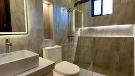 5 Bedroom House for sale in BF Homes, Metro Manila