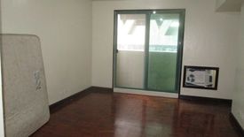 Condo for rent in Poblacion, Metro Manila