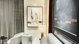 4 Bedroom Condo for sale in Eluria, San Lorenzo, Metro Manila