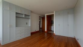 4 Bedroom House for sale in Almanza Dos, Metro Manila