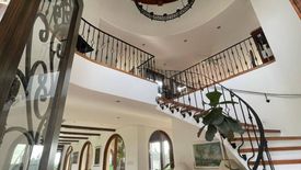 6 Bedroom House for sale in Don Galo, Metro Manila
