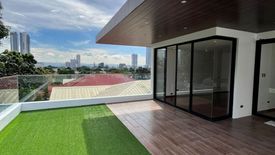 7 Bedroom House for sale in White Plains, Metro Manila