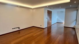 7 Bedroom House for sale in White Plains, Metro Manila