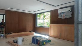 5 Bedroom House for sale in Don Bosco, Metro Manila