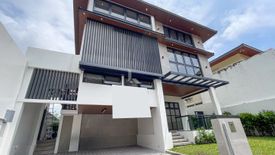 5 Bedroom House for sale in BF Homes, Metro Manila