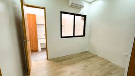 4 Bedroom House for sale in Talon Dos, Metro Manila