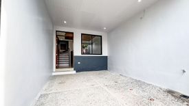 4 Bedroom House for sale in Talon Singko, Metro Manila