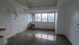 Condo for rent in Valencia, Metro Manila near LRT-2 Gilmore