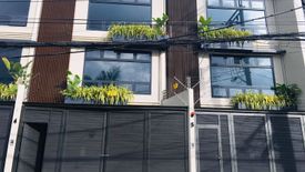 3 Bedroom Townhouse for sale in Central, Metro Manila