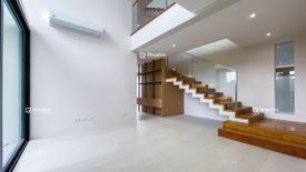 9 Bedroom House for sale in Batasan Hills, Metro Manila