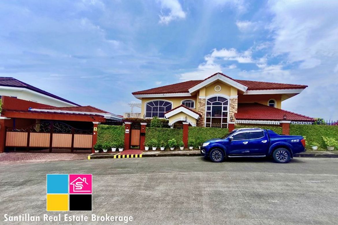 Mediterranean House with Overlooking view for Sale in Royale Consolacion Cebu