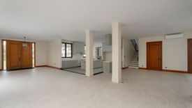 4 Bedroom House for sale in Almanza Dos, Metro Manila