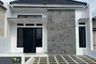 2 Bedroom House for sale in Cisaat, West Java