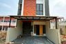 Rumah dijual dengan 3 kamar tidur di Cipayung, Jakarta