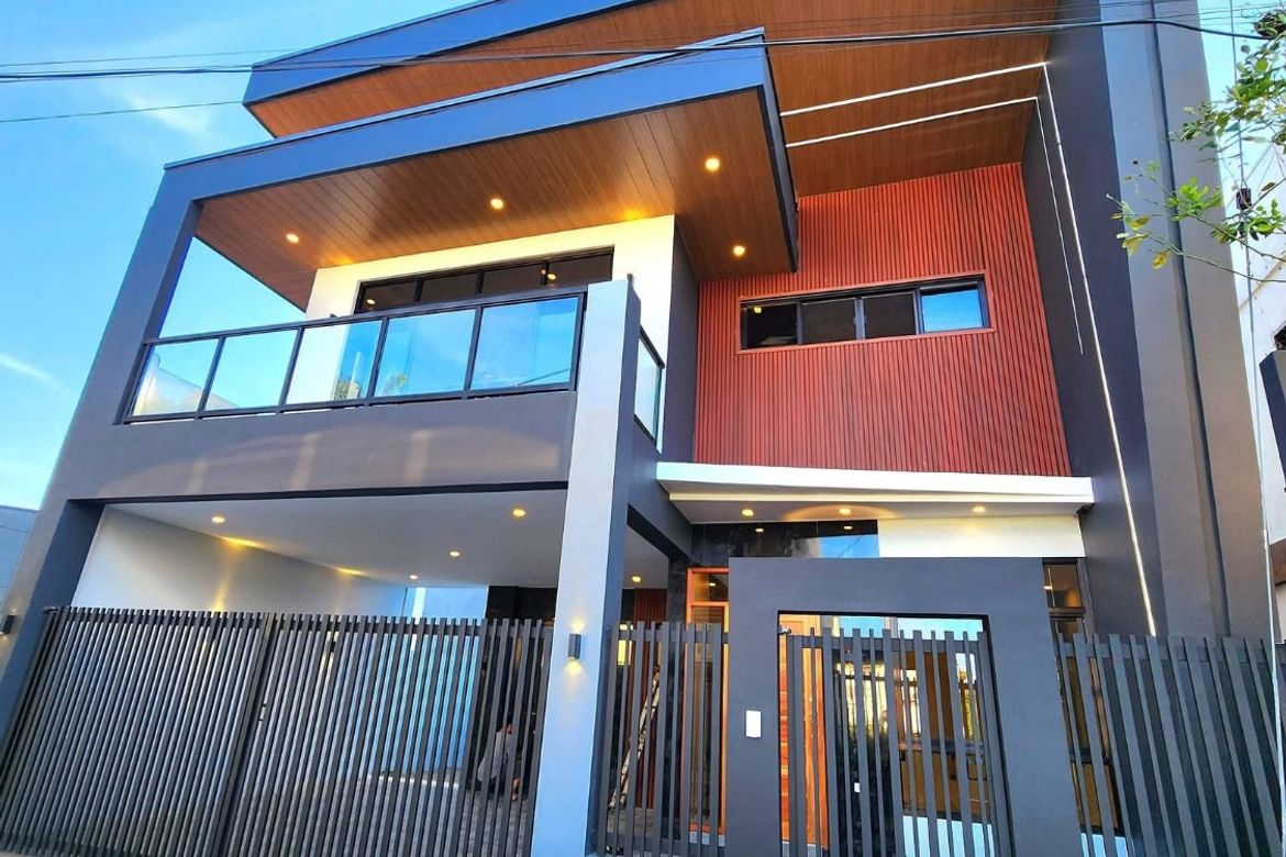 4 𝐁𝐄𝐃𝐑𝐎𝐎𝐌𝐒 𝐁𝐑𝐀𝐍𝐃𝐍𝐄𝐖 𝐌𝐎𝐃𝐄𝐑𝐍 2-𝐒𝐓𝐎𝐑𝐄𝐘 𝐇𝐎𝐔𝐒𝐄 𝐀𝐍𝐃 𝐋𝐎𝐓 𝐅𝐎𝐑 𝐒𝐀𝐋𝐄 𝐍𝐄𝐀𝐑 𝐌𝐀𝐑𝐐𝐔𝐄𝐄 𝐌𝐀𝐋𝐋‼️