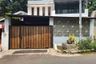 4 Bedroom House for sale in Cipageran, West Java