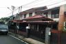 Rumah dijual dengan 6 kamar tidur di Mampang Prapatan, Jakarta