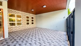 4 Bedroom House for sale in Talon Dos, Metro Manila