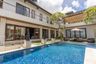 Villa dijual dengan 5 kamar tidur di Ungasan, Bali