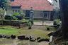 Rumah dijual dengan 8 kamar tidur di Bantar Jati, Jawa Barat