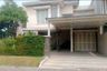 5 Bedroom House for rent in Made, East Java