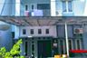 5 Bedroom Townhouse for sale in Batuampar, Jakarta