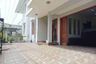 Rumah dijual dengan 5 kamar tidur di Baturan, Jawa Tengah