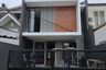 Rumah dijual dengan 4 kamar tidur di Kenjeran, Jawa Timur