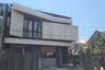 4 Bedroom House for sale in Manyar Sabrangan, East Java
