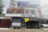 8 Bedroom House for sale in Pinang, Banten