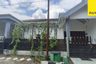 Rumah disewa dengan 3 kamar tidur di Rungkut Menanggal, Jawa Timur