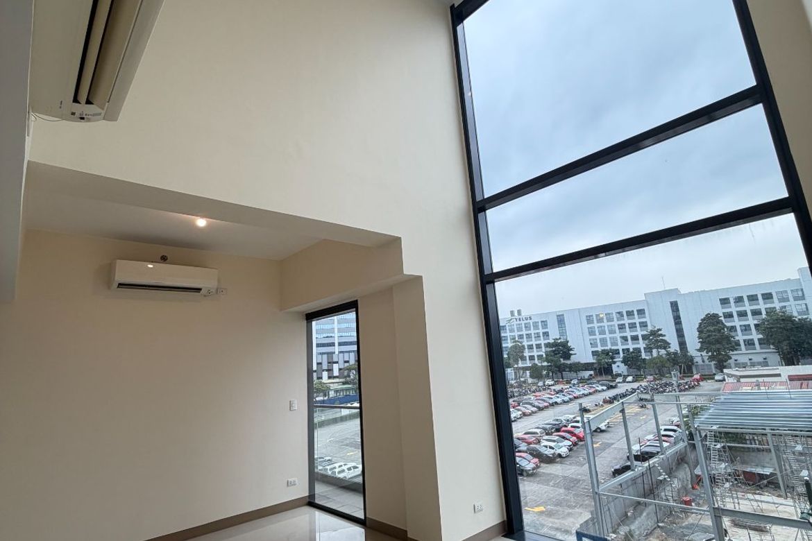 Rent to Own 3 Bedroom Condo For Sale with 1 Slot FREE Parking in Albany BGC Taguig