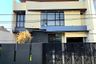 Rumah dijual dengan 5 kamar tidur di Gebang Putih, Jawa Timur