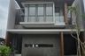 Rumah dijual dengan 5 kamar tidur di Made, Jawa Timur