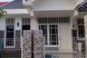 4 Bedroom House for sale in Dukuh Sutorejo, East Java