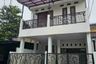 Rumah disewa dengan 4 kamar tidur di Mekarwangi, Jawa Barat