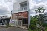 4 Bedroom House for sale in Banjarsari, East Java