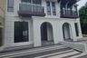 Rumah dijual dengan 4 kamar tidur di Cibubur, Jakarta