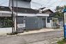 Rumah disewa dengan 4 kamar tidur di Kopo, Jawa Barat