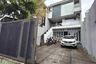 6 Bedroom House for sale in Sukajadi, West Java