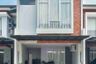 Rumah dijual dengan 5 kamar tidur di Perigi Baru, Banten
