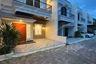 Rumah dijual dengan 3 kamar tidur di Tanjung Barat, Jakarta