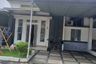 Rumah dijual dengan 3 kamar tidur di Labuh Baru Barat, Riau