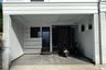 Rumah dijual dengan 4 kamar tidur di Pondok Kelapa, Jakarta